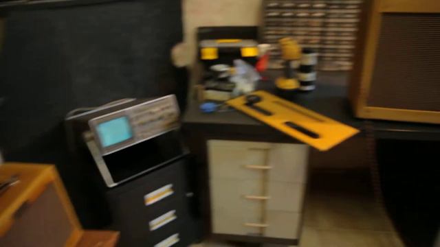 Farfield Amplification 5E3 Tweed Deluxe смотреть онлайн