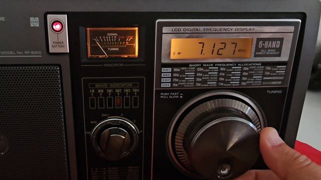 National Panasonic RF B300. Прием на 40 метрах днем на телескоп в квартире.