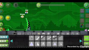 2 серия изи демон и как прикольно строить 
geometry dash 👍👍👍