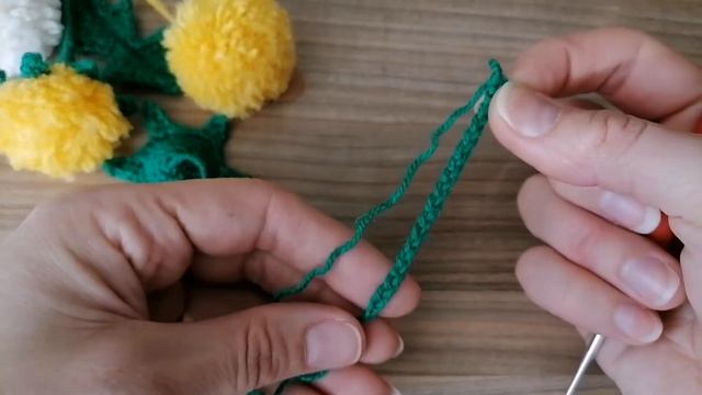 Одуванчики крючком просто. Dandelions crocheted #вязаныйодуванчик