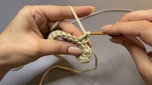 Мастер-класс крючком для новичков «Сумочка для телефона»
