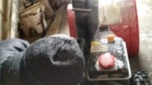 Снегоуборщик MTD не держит обороты