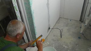 Жидкие обои на балконе