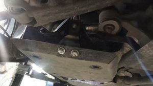 Toyota RAV4 XA50 2019+ Установка защиты бензобака