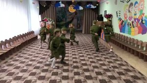 МАДОУ Детский сад №8 г. Корсакова
Танец «В лесу прифронтовом»
Творческий коллектив «Рябинушка»