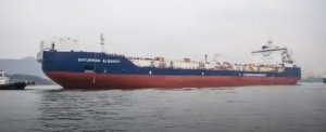 Россия тайно закупила свыше 100 танкеров для перевозки нефти в обход западных санкций