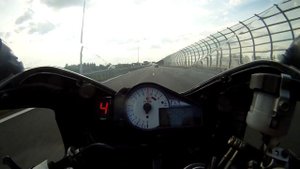 Suzuki GSX-R 1000 K1 Top Speed GoPro