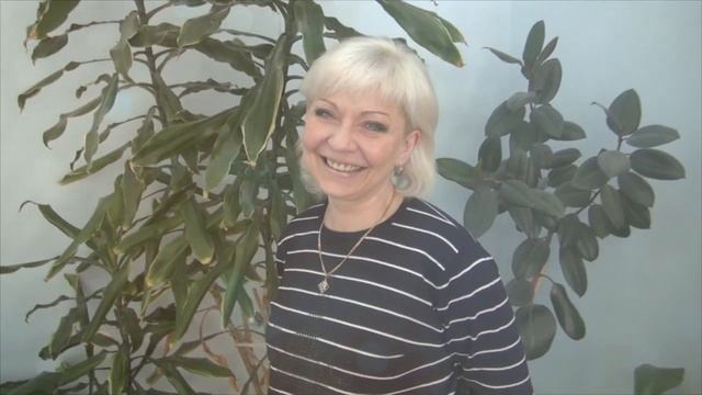 С праздником весны! смотреть онлайн