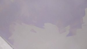 венецианская штукатурка на потолке. ремонт комнаты. обои, двери. декоративная штукатурка.