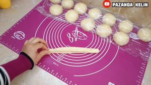 Формирование булочек/Сдобные булочки Зайчики/ Сосиски в тесте