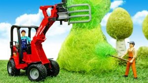 Машинки-помощники трактор вспахивает поле! Развивающие видео про машинки для мальчиков.mp4