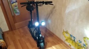 Мощные светодиодные фары на самокат Kugoo M4 Pro.