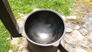 КРАСНАЯ РЫБА ТОМЛЕНАЯ В ОВОЩАХ В КАЗАНЕ НА КОСТРЕ