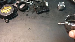 Причина поломки стопорных колец