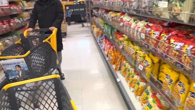 ЦЕНЫ НА ПРОДУКТЫ В КОРЕЕ 2022 | Гипермаркет в котором есть всё смотреть онлайн