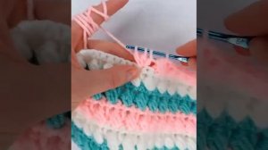 Плотный пышный узор крючком