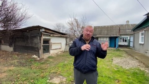 Продается дом, цена 1700000₽,ст Каневская ул Таманская дом 124,89186922458, выход в реку