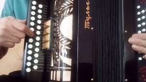 Зачем вы девочки красивых любите? Учимся играть на гармони. Урок - 1й