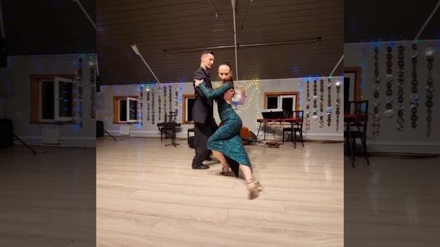 15 летние школы elcentro?Катя Хлызова и Макс Урбанович 21.01.2023 смотреть онлайн