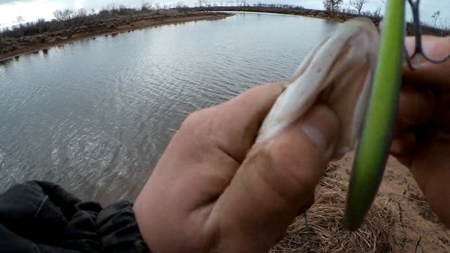 Ловля щуки на спиннинг весной Рыбалка на джиг Дальний Восток Рыбалка2020 смотреть онлайн