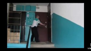 Дед упал с лестницы