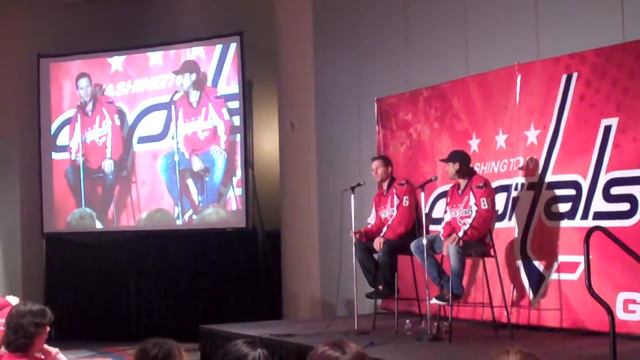 Dennis Wideman Tells His Story About Rooming with Brooks Laich for 1 Day at Caps Con смотреть онлайн