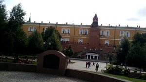 Памятник патриарху Гермогену. Москва.