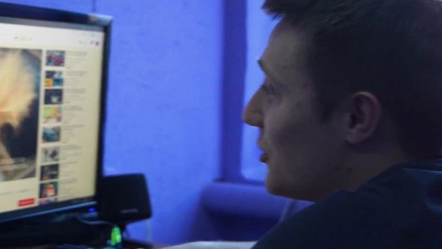 Автозвук ваз 2113! Деньги на ветер! Спор за 100т.р! Проигравший делает ЭТО!!! Автозвук болезнь!