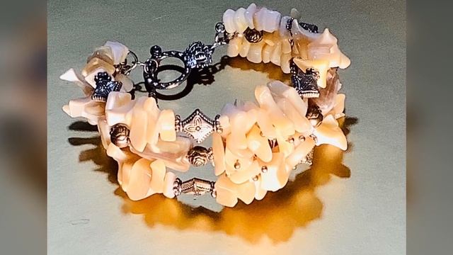 Favorite designer jewelry made of natural pearls and mother-of-pearl смотреть онлайн