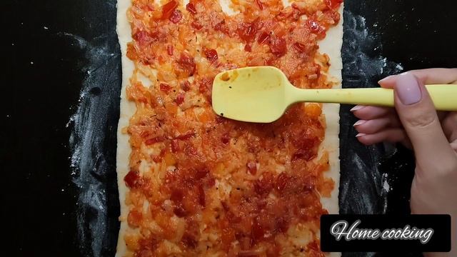 Рулетики из слоёного теста с начинкой смотреть онлайн