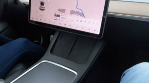 Tesla Model 3 Performance 2021 vs Tesla Model 3 Long Range 2020 - WHAT IS NEW  ?!