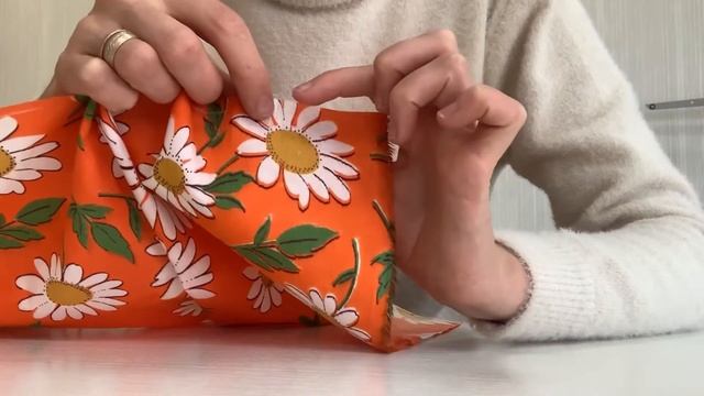 ФАРТУК - ПЛАТЬЕ. Красивый фартук . ПОДАРОК СВОИМИ РУКАМИ смотреть онлайн