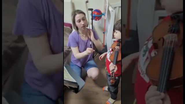 Освоение двойного штриха и фингер-штриха в раннем возрасте. Тиша Кашицын 6 лет. смотреть онлайн