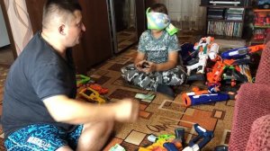 АРТЁМ Угадывает НЁРФ закрытыми ГЛАЗАМИ за ДЕНЬГИ