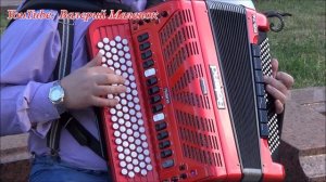 ВИРТУОЗ!!! Посмотрите, как бегают пальцы!