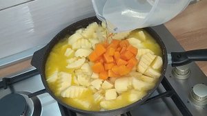 Вкусная ТУШЕНАЯ КАРТОШКА с Мясом и Тыквой. Рецепт простой, но очень вкусный.