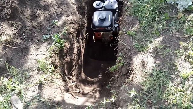 Копка траншеї мотоблоком WM 900-3 смотреть онлайн