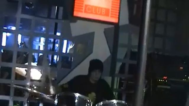 Yellow Blue Bus - Take a little this time смотреть онлайн