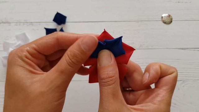 Брошь «Триколор» , Ирина Можейко, ЦК «Горный Щит» смотреть онлайн