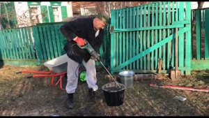 1 часть установка столбов из сантехнических труб для ворот (лайфхак) и ёжик НАЧАЛО!