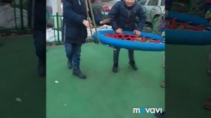 Разборки на детской площадке