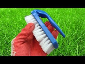 ТЫ НЕ ПОВЕРИШЬ! Что можно сделать из старой щетки!