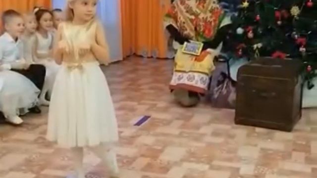 Новогодний утренник 2021 смотреть онлайн