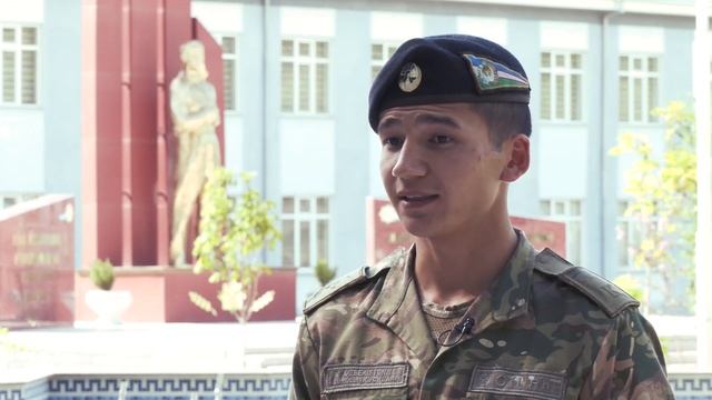 To‘rt yil davomida ham ma'nan, ham jismonan toblangan bitiruvchi kursantlar смотреть онлайн