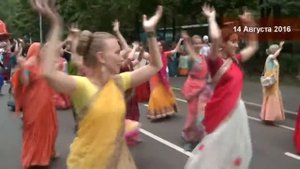 Ратха-ятра в Москве, в 2016 году.