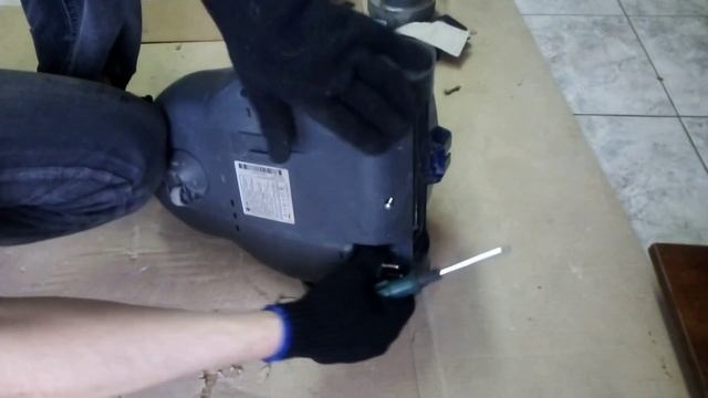 Разборка пылесоса LG 1600w со стаканом для сбора пыли. Как разобрать пылесос LG. Ремонт пылесоса LG