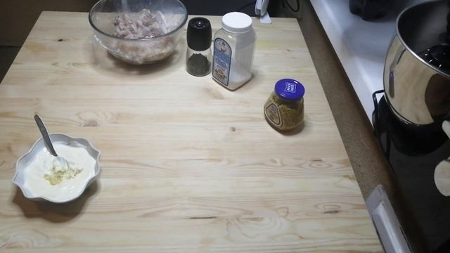 Как приготовить вкусные куриные крылышки в чесночном соусе!? #куриныекрылышки #готовимпросто #ужин