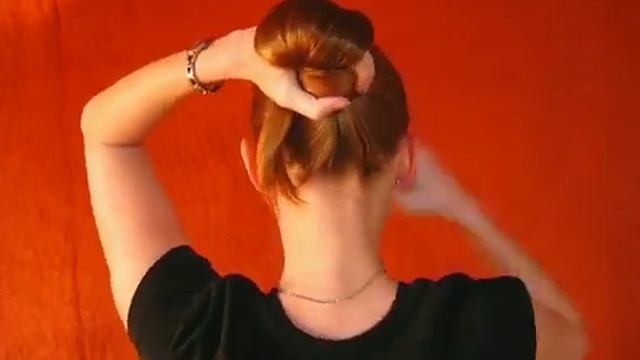 Видео Прически В пучок за минуту 2013-2014 смотреть онлайн