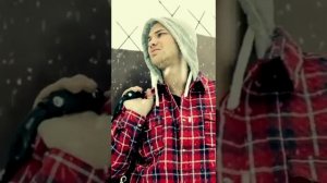 Отпусти меня я умоляю...