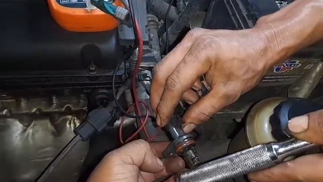 Como probar sensor de eje de levas de 3 pines, fácil y rápido смотреть онлайн